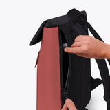 Mochila UCON Jasper Mini Serie Aloe Hibiscus Black