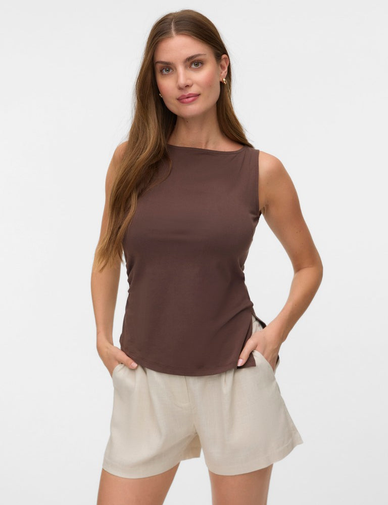 Camiseta VERO MODA Kira Boat Neck Chocolate Martini