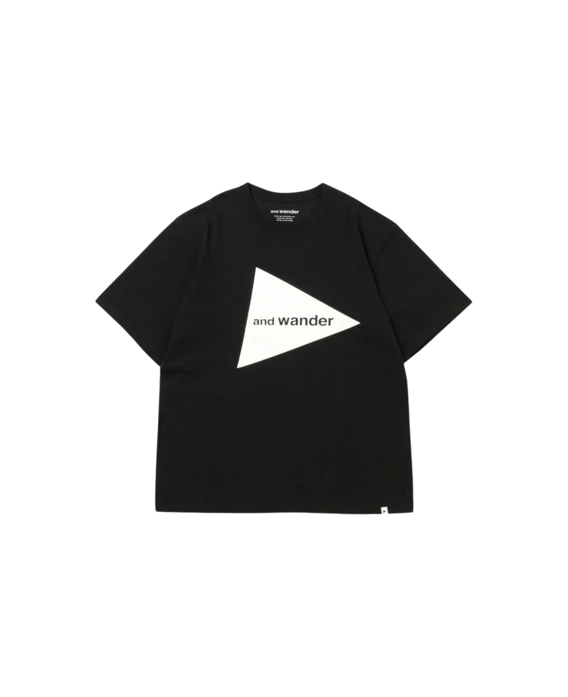 Camiseta AND WANDER Big Logo SS T Black - flat 2200 x 2700 transparente