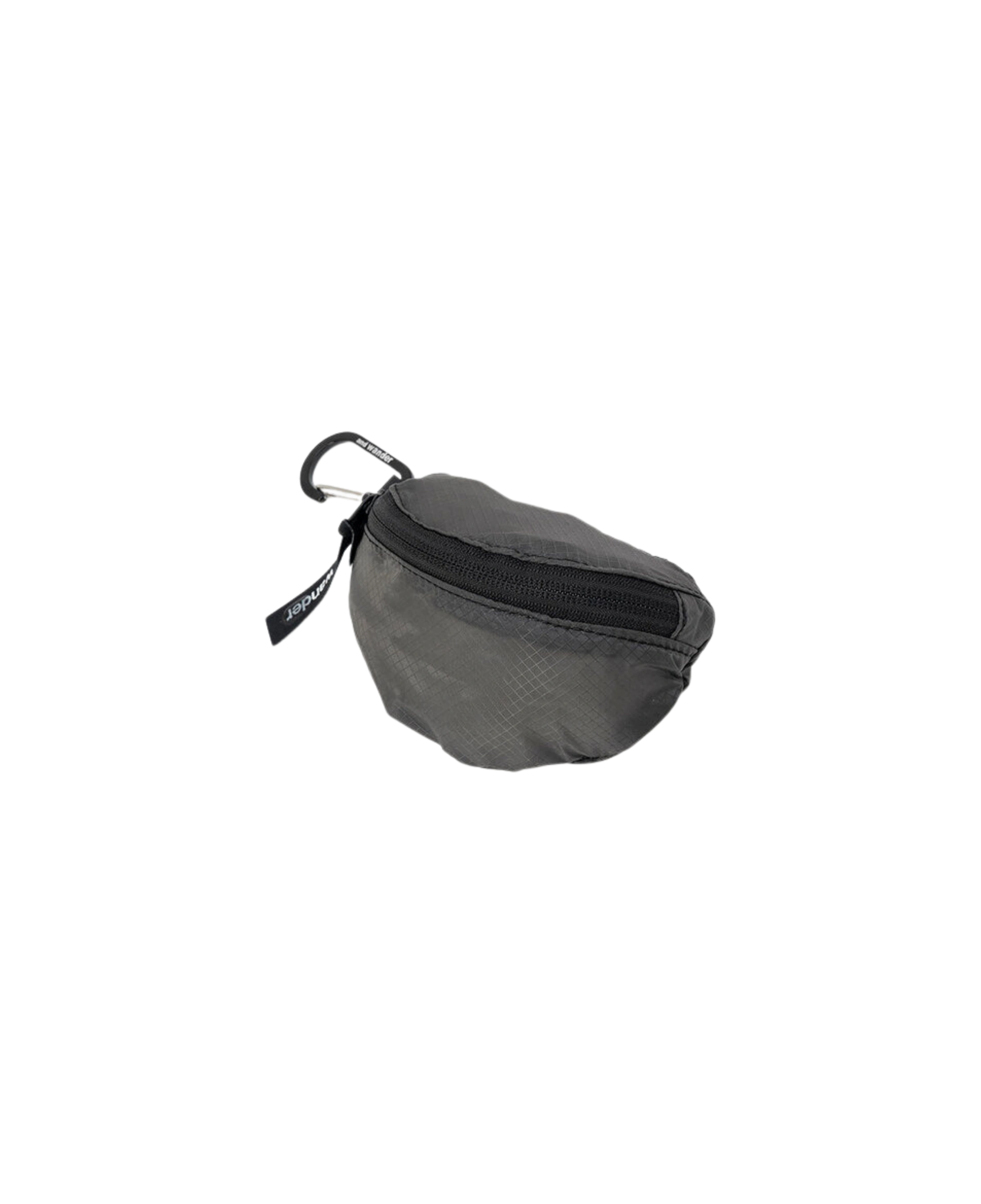 Mini Pouch AND WANDER Sil Gray - flat 2200 x 2700 transparente
