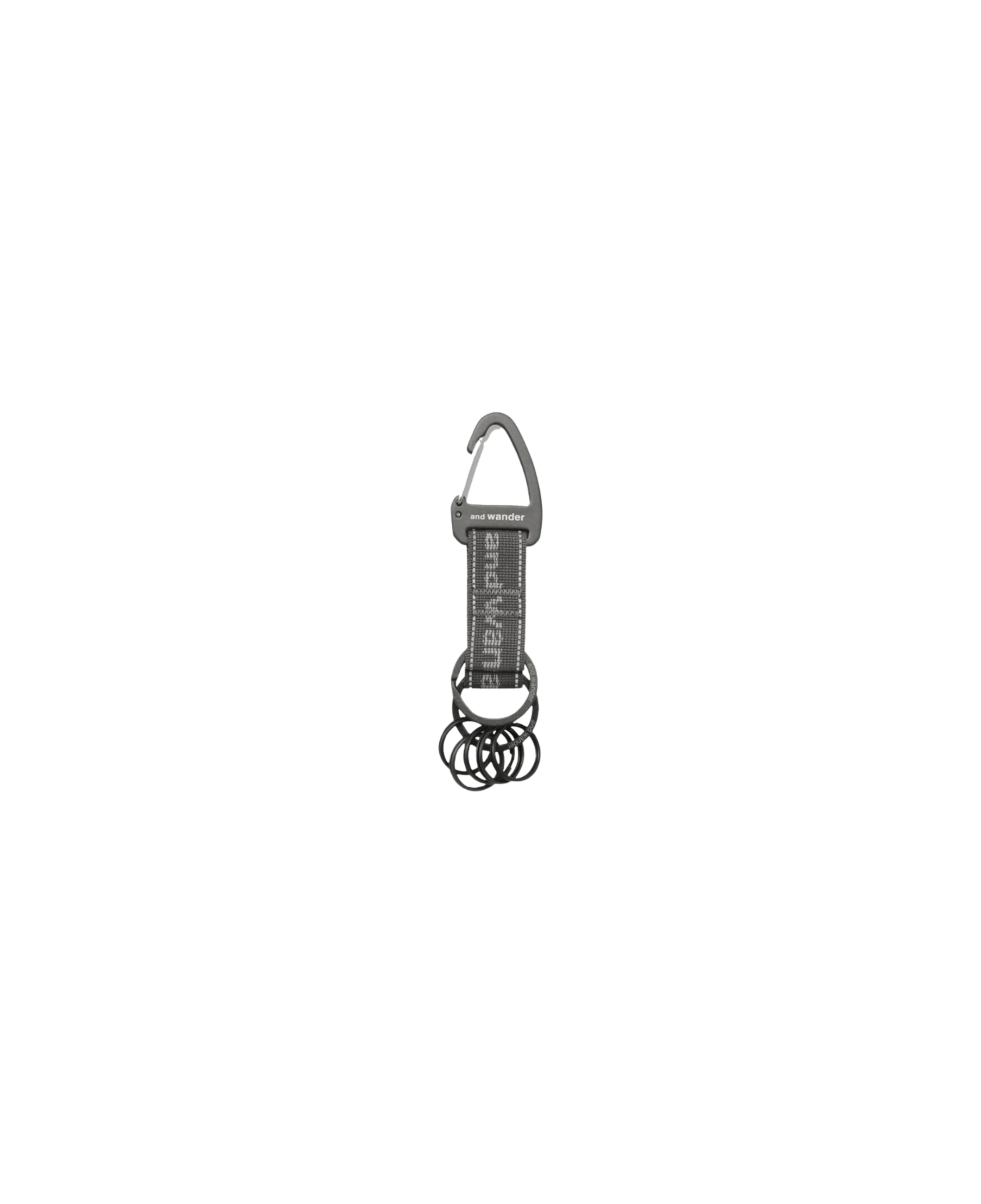 Llavero AND WANDER Hook Charcoal - flat 2200 x 2700 transparente