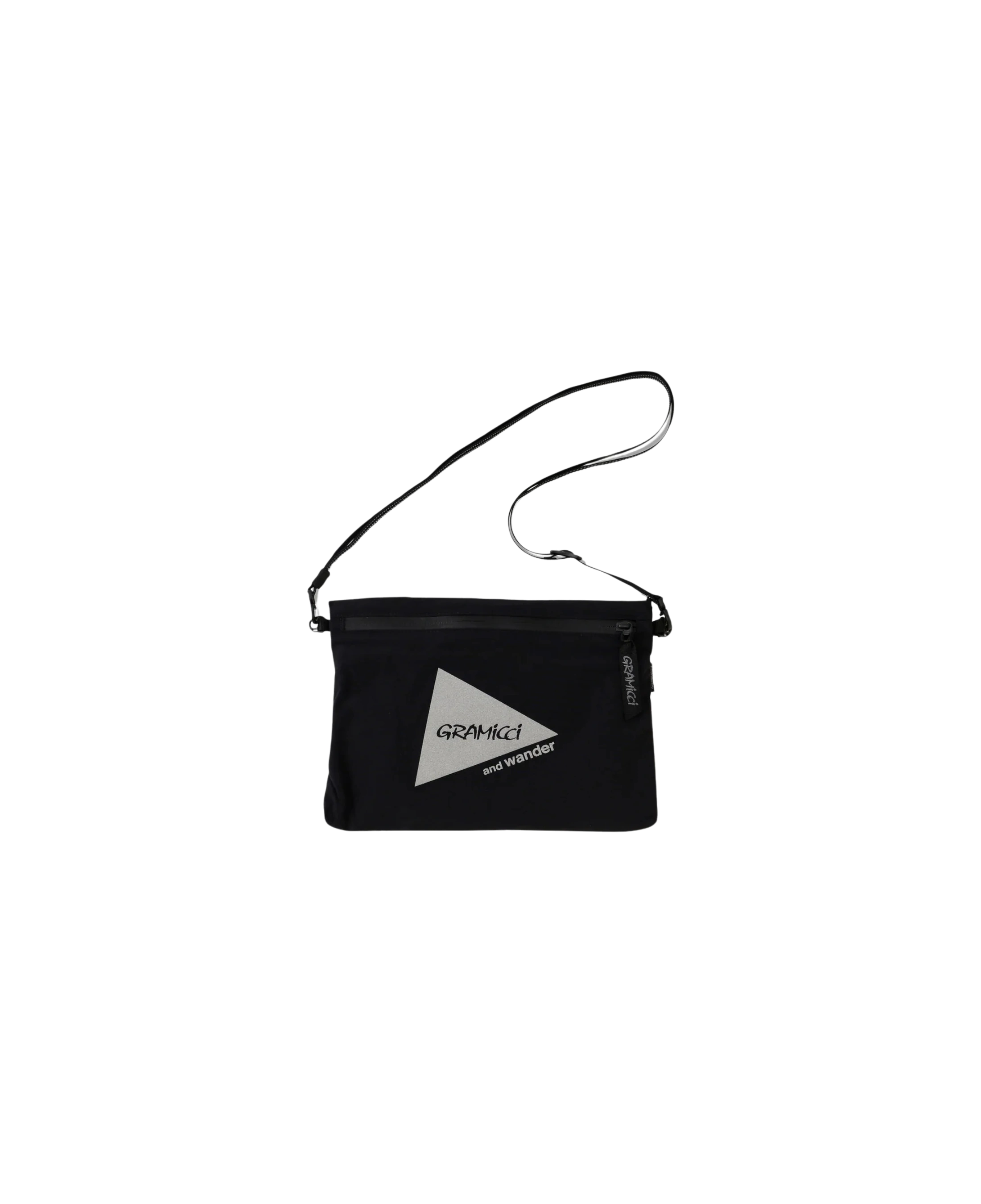 Sacoche AND WANDER x GRAMICCI Nylon Black - flat 2200 x 2700 transparente