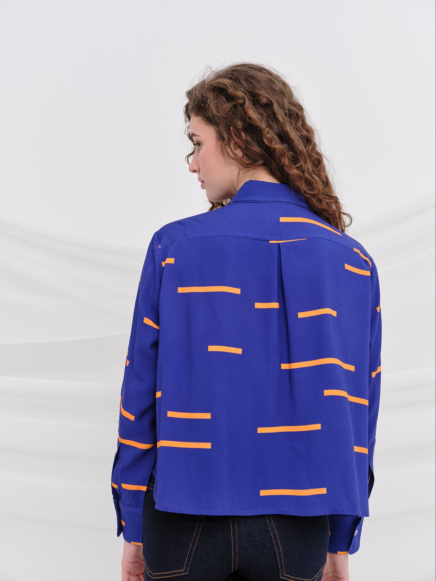 Camisa KUBRICK Azul Klein — fotografía oficial 2
