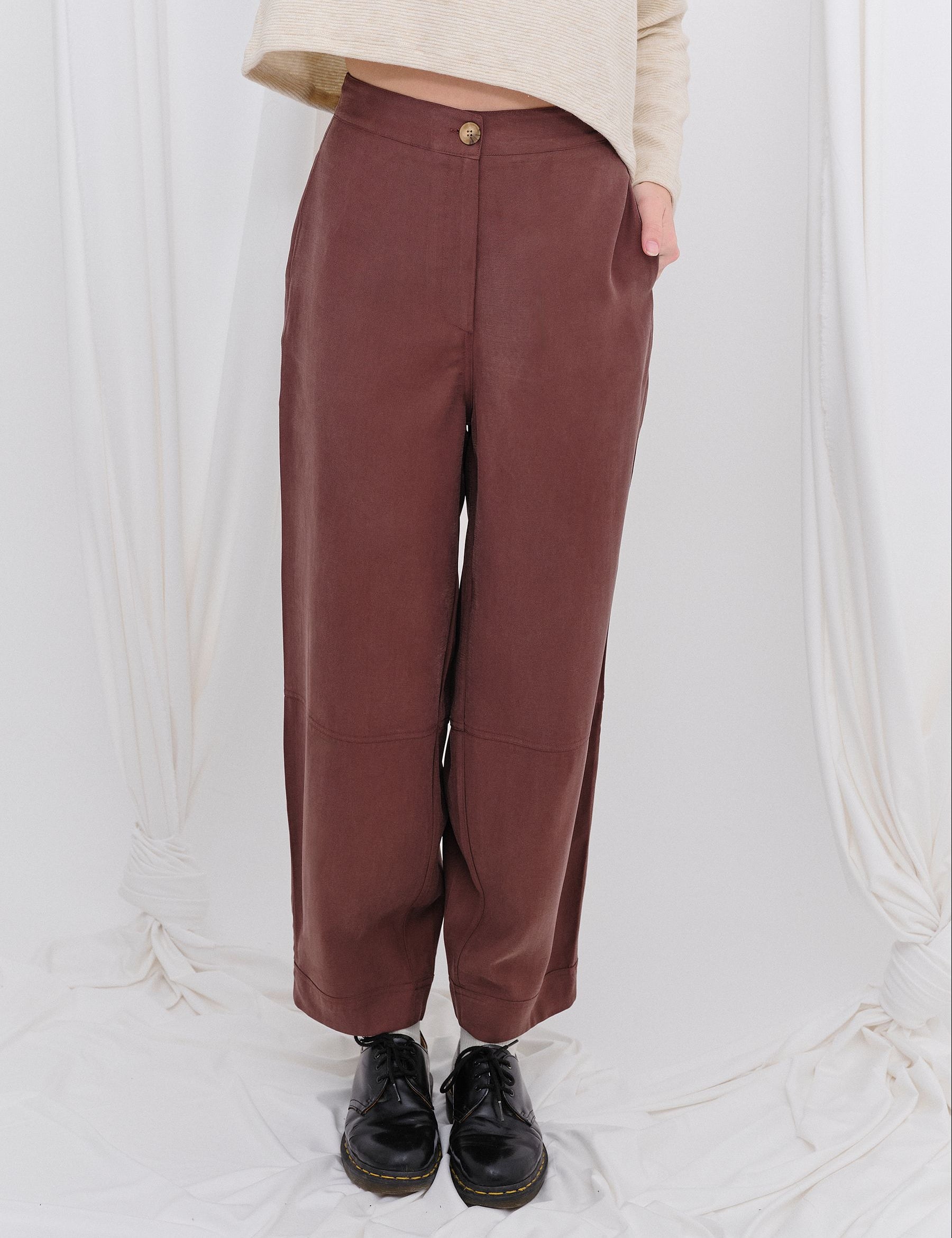 Pantalón KIRA Marrón — fotografía oficial 1