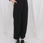 Pantalón KIRA Negro — fotografía oficial 1