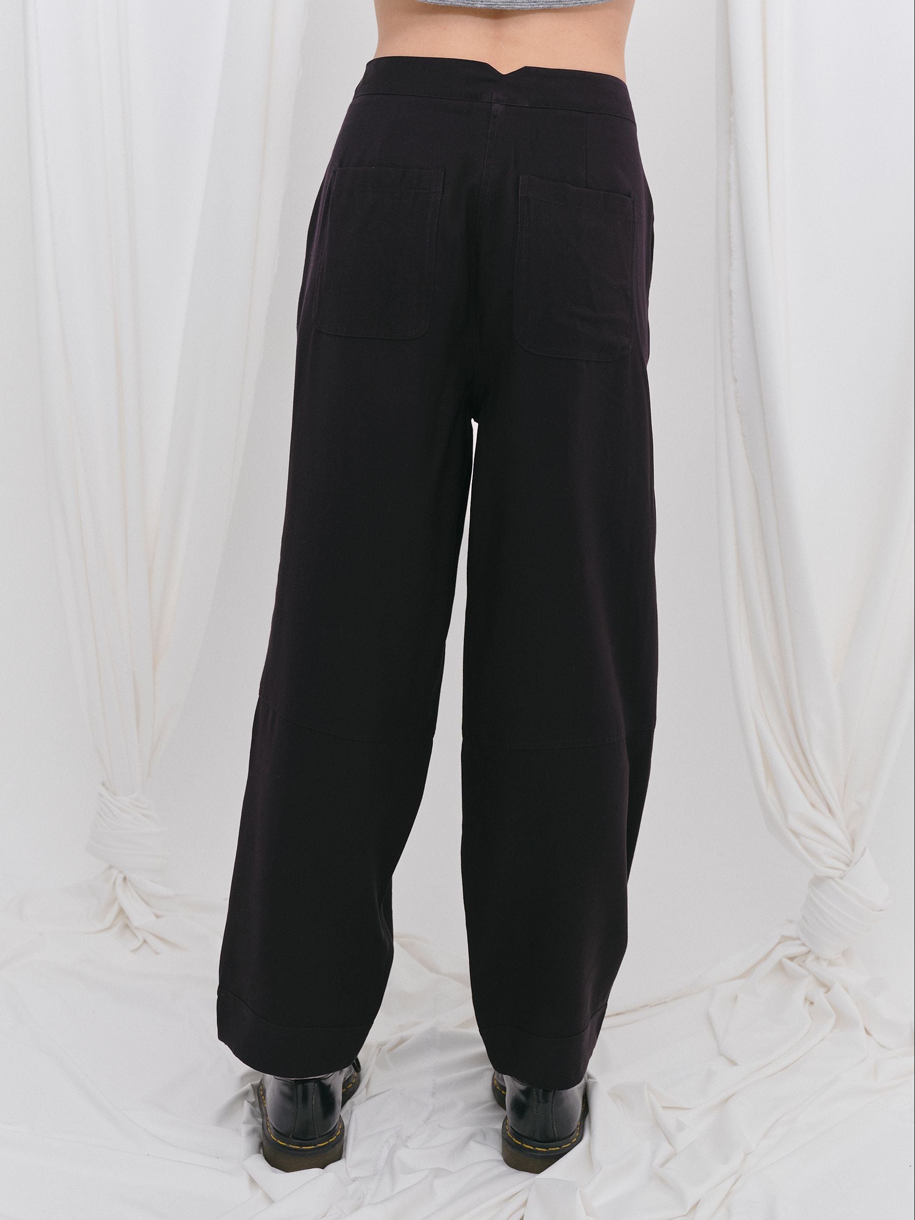 Pantalón KIRA Negro — fotografía oficial 2