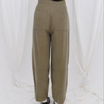 Pantalón KIRA Verde — fotografía oficial 2