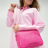 Bolso LOLA CASADEMUNT Bandolera Monograma Efecto Piel Fucsia