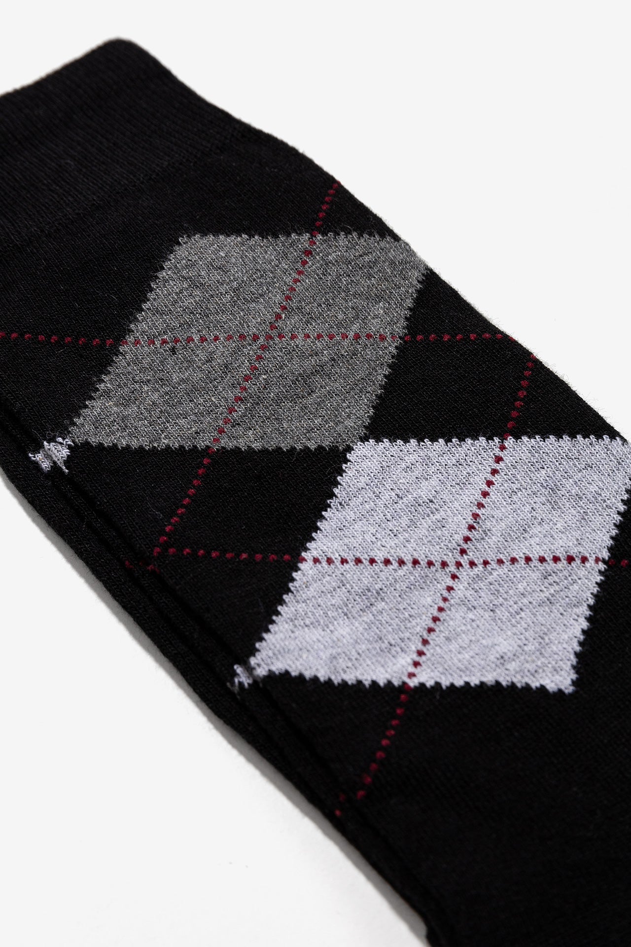 Calcetines TIFFOSI Paris negros de rombos, detalle del tejido y del estampado