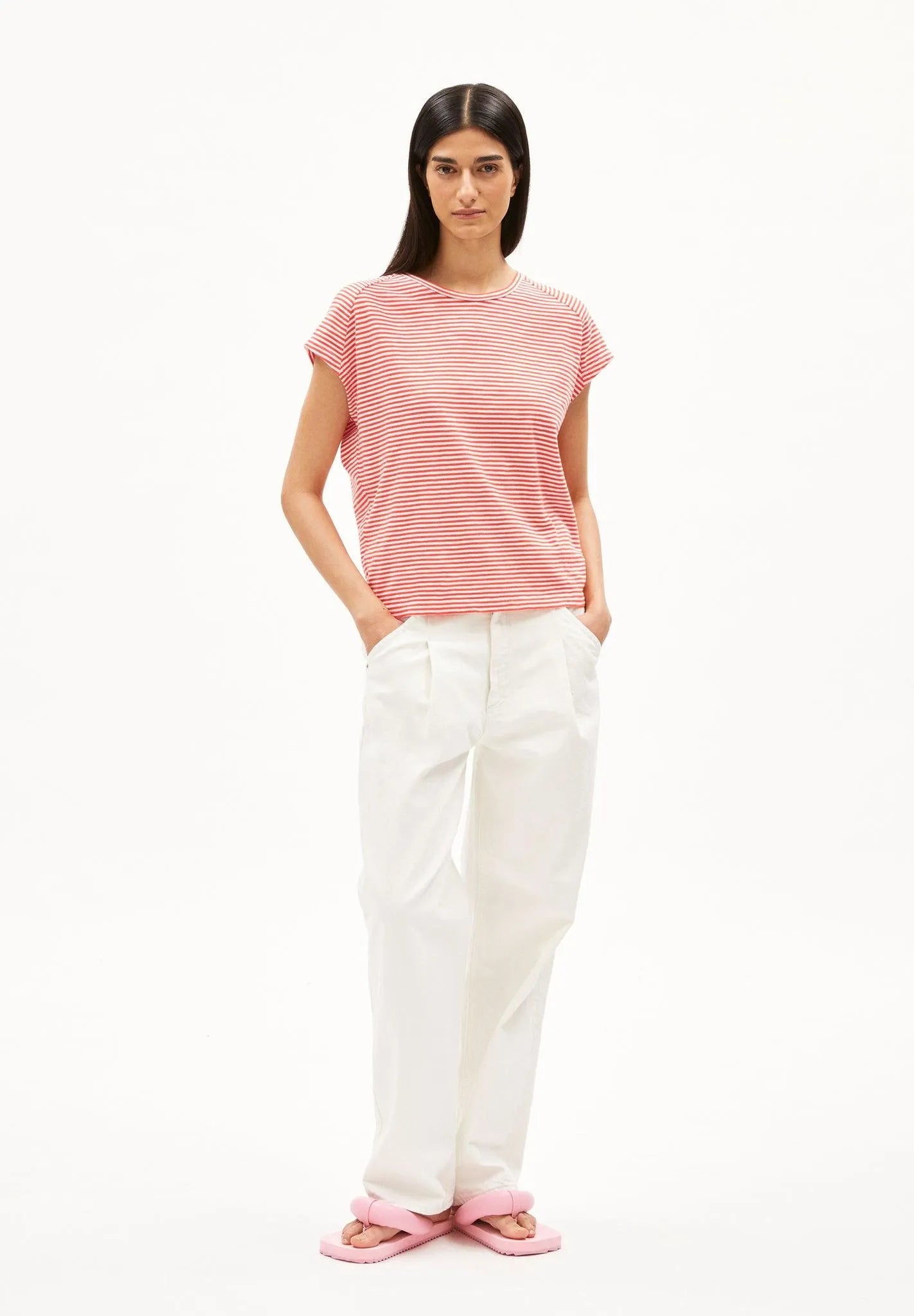 Camiseta Armedangels Oneliaa Lovely Stripes Poppy Red - ECRU