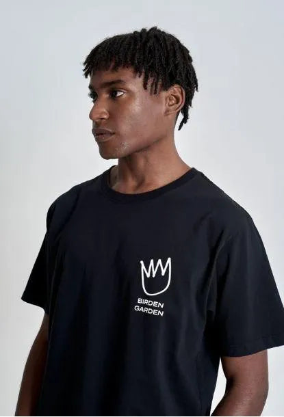 Camiseta Birden Flower Stack Black - ECRU