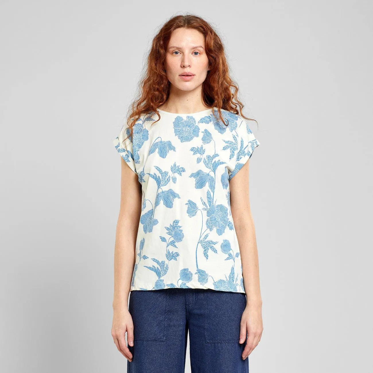 Camiseta Dedicated Visby Duotone Floral Oat White - ECRU