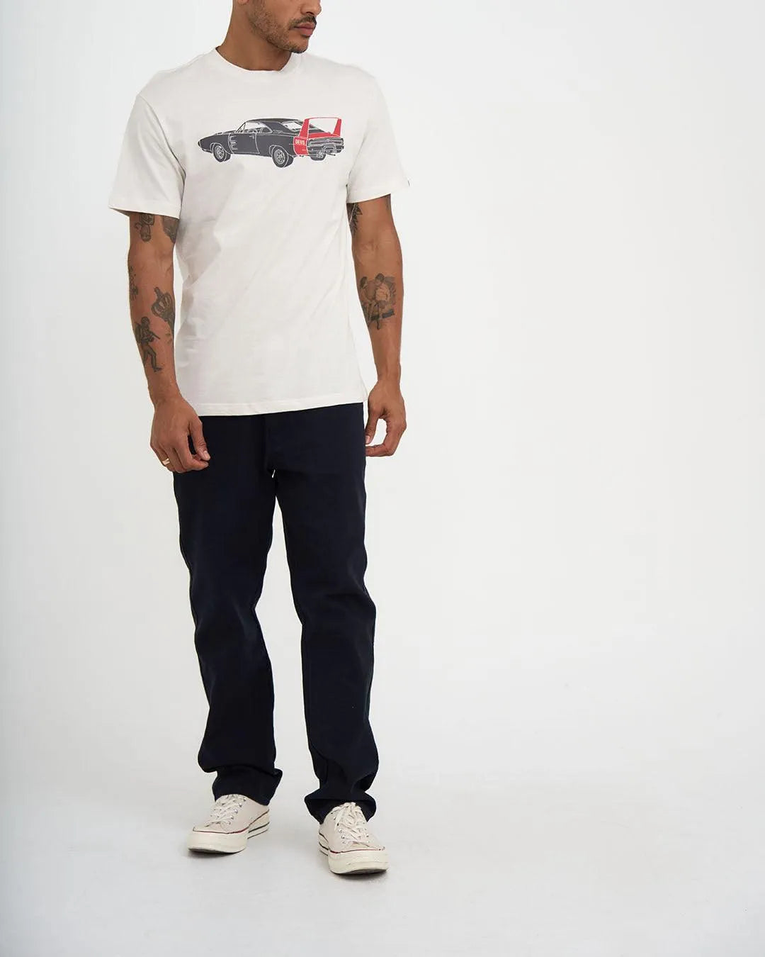 Camiseta Deus Ex Machina Charger Vintage White - ECRU