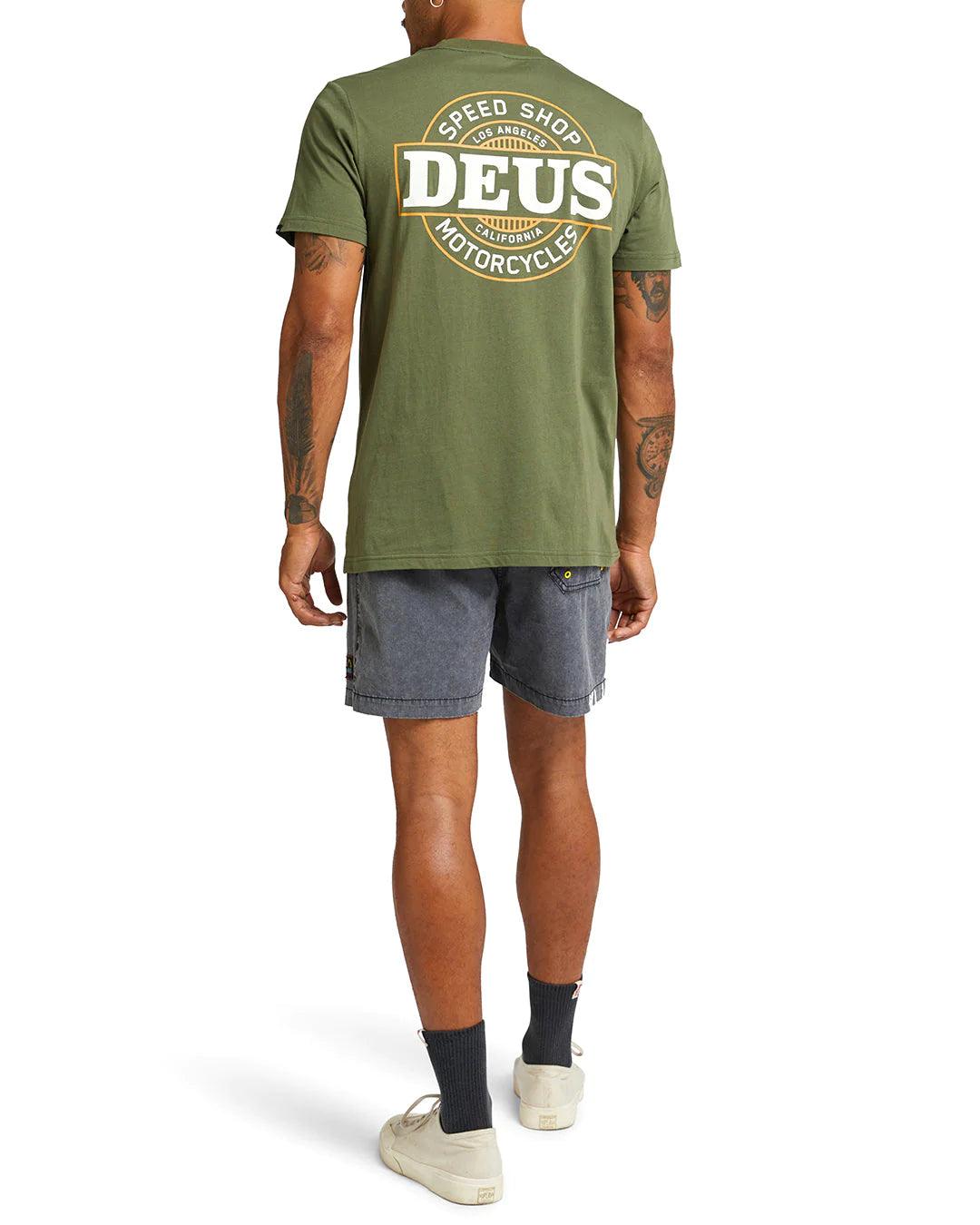 Camiseta Deus Ex Machina Hot Streak Tee Loden Green - ECRU