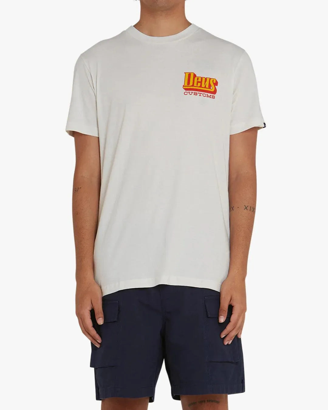 Camiseta Deus Ex Machina Stripes Vintage White - ECRU