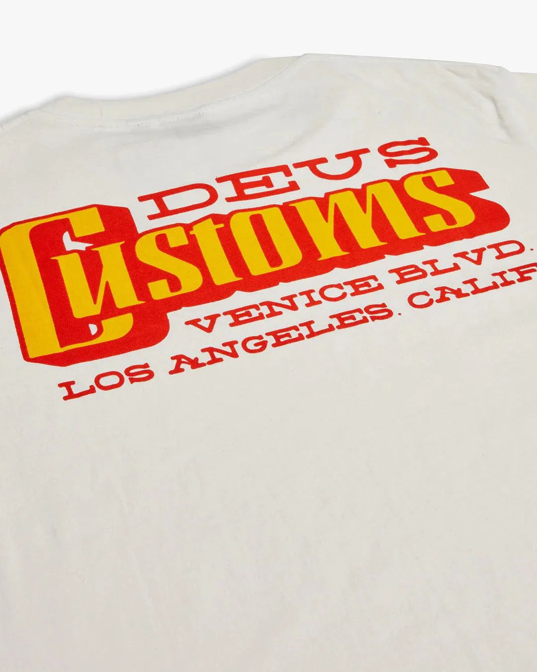 Camiseta Deus Ex Machina Stripes Vintage White - ECRU