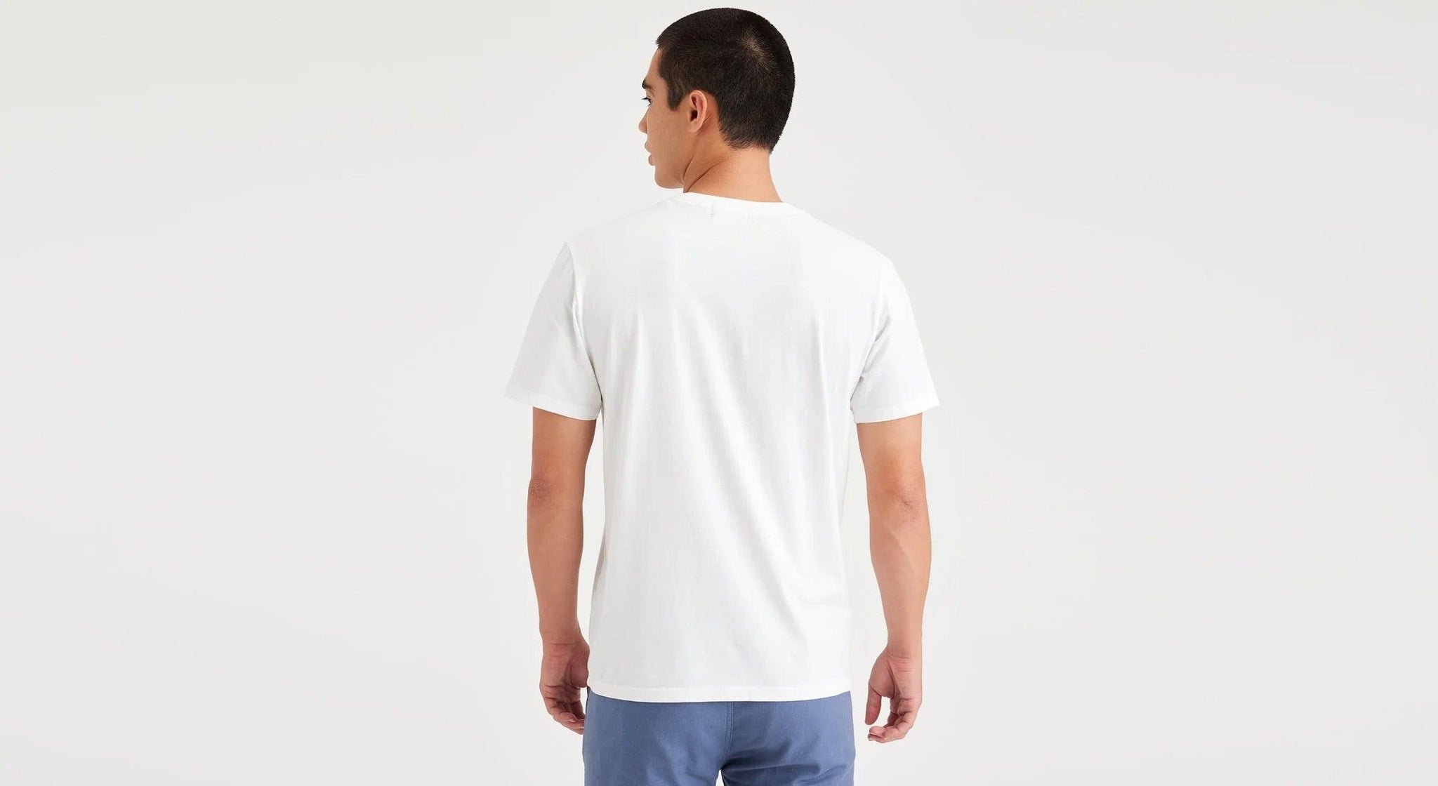 Camiseta Dockers Slim Fit Logo Surfer Lucent White - ECRU