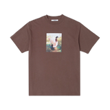 Camiseta EDMMOND STUDIOS Tour Chocolate — vista frontal, fondo transparente