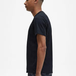 Camiseta Fred Perry Bordada M4580 Negra - ECRU