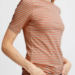 Camiseta ICHI Mira Hot Coral Stripes - ECRU