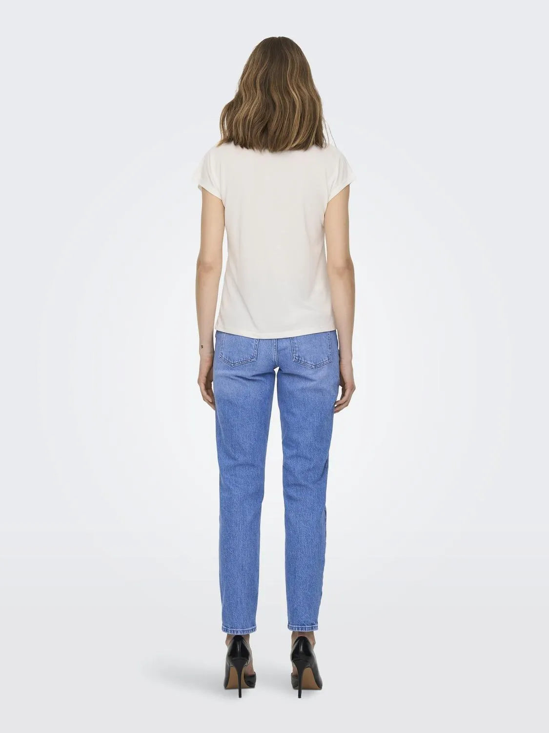 Camiseta ONLY Free Cloud Dancer - ECRU