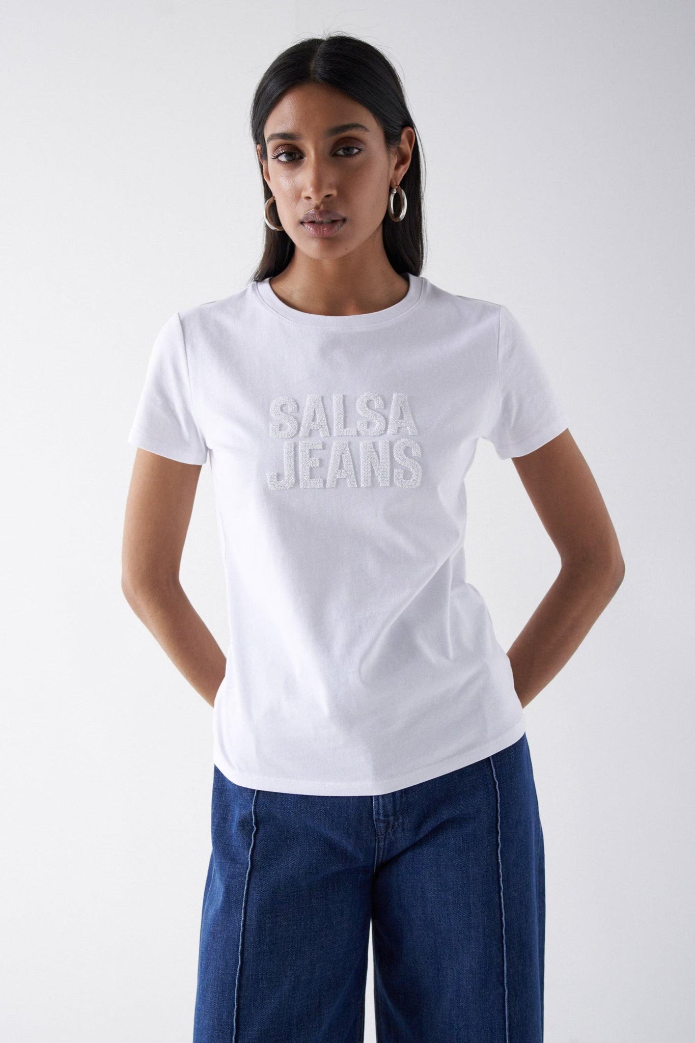 Camiseta Salsa Jeans con Marca de Cuentas - ECRU