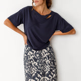 Camiseta SKFK Amara Azul Marino - ECRU