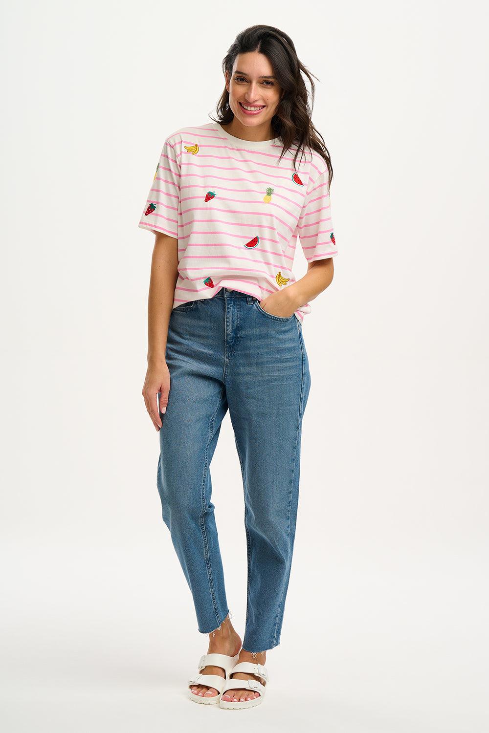 Camiseta Sugarhill Kinsley Relaxed Off-White Pink Fruit Embroidery - ECRU