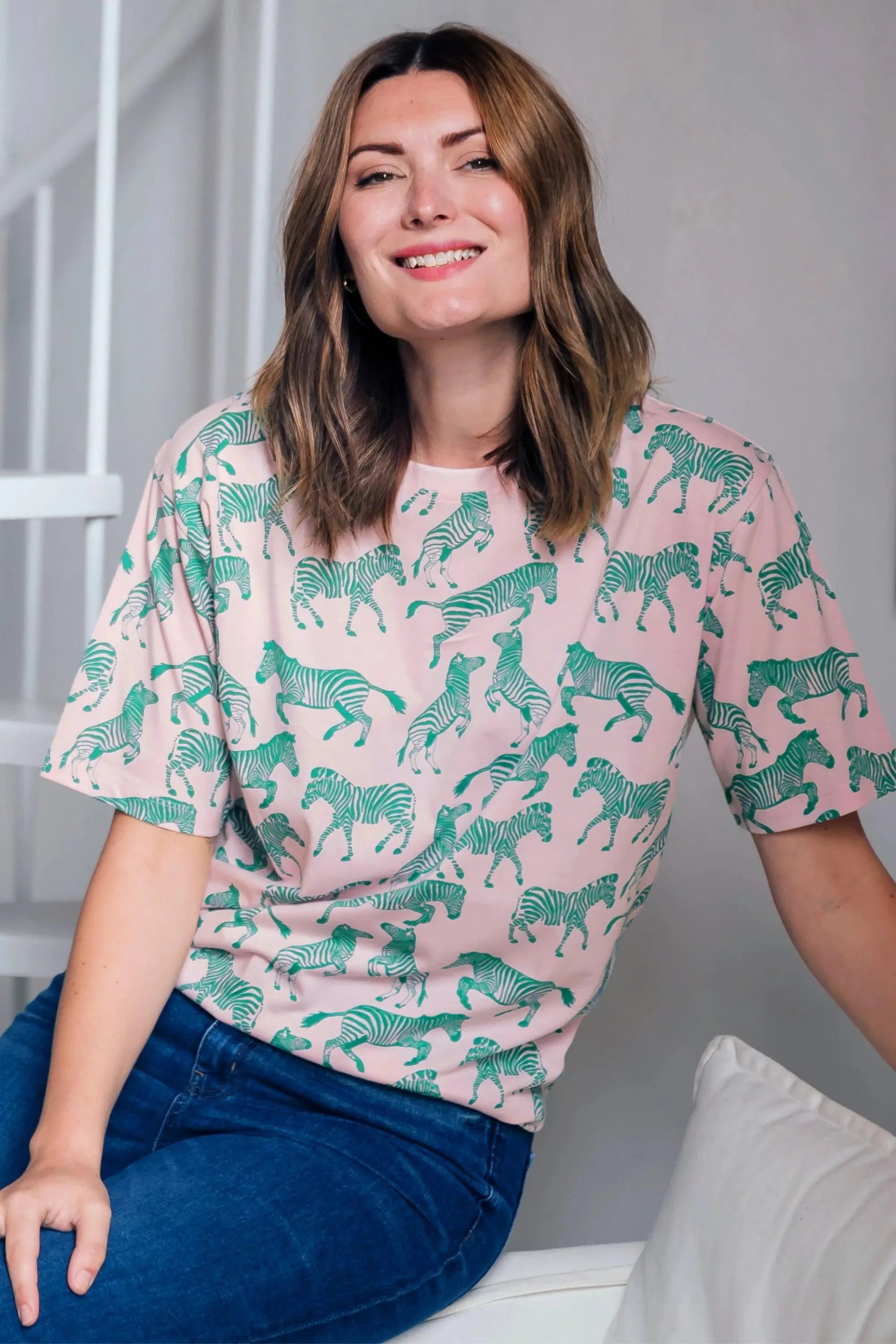 Camiseta Sugarhill Kinsley Relaxed Zebra Repeat - ECRU