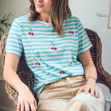 Camiseta Sugarhill Maggie Blue White Cherry Embroidery - ECRU