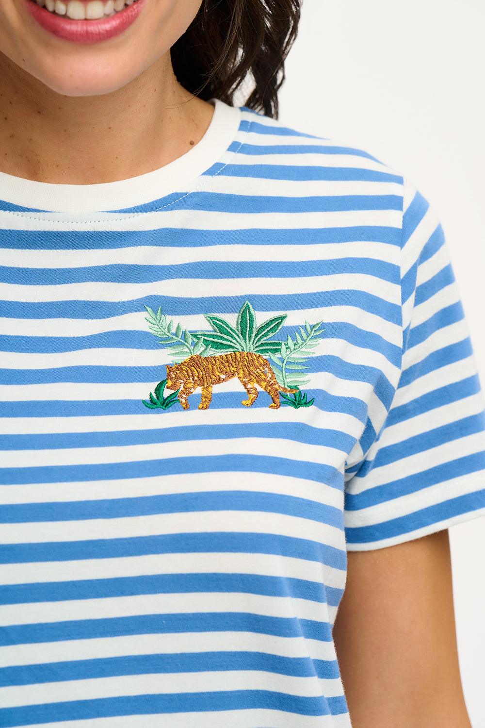 Camiseta Sugarhill Maggie Blue White Tiger Embroidery - ECRU