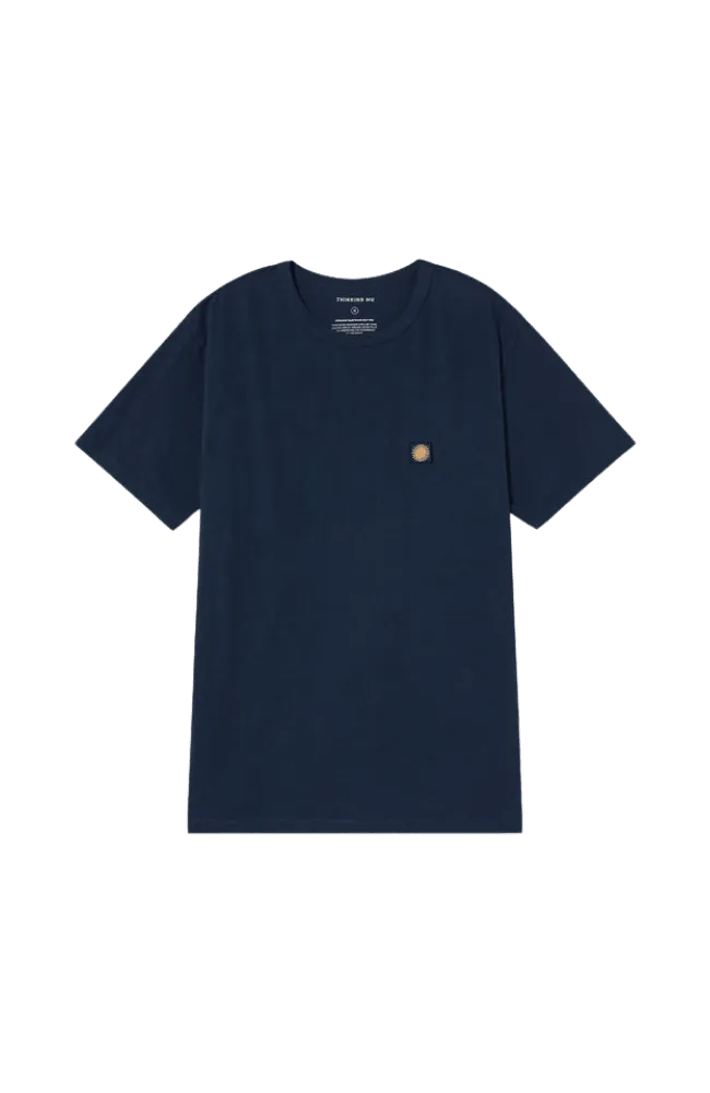 Camiseta Thinking Mu Navy Sol Espalda Curry - ECRU