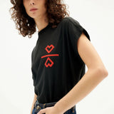 Camiseta Thinking Mu Parches Negra 2 Hearts Volta - ECRU