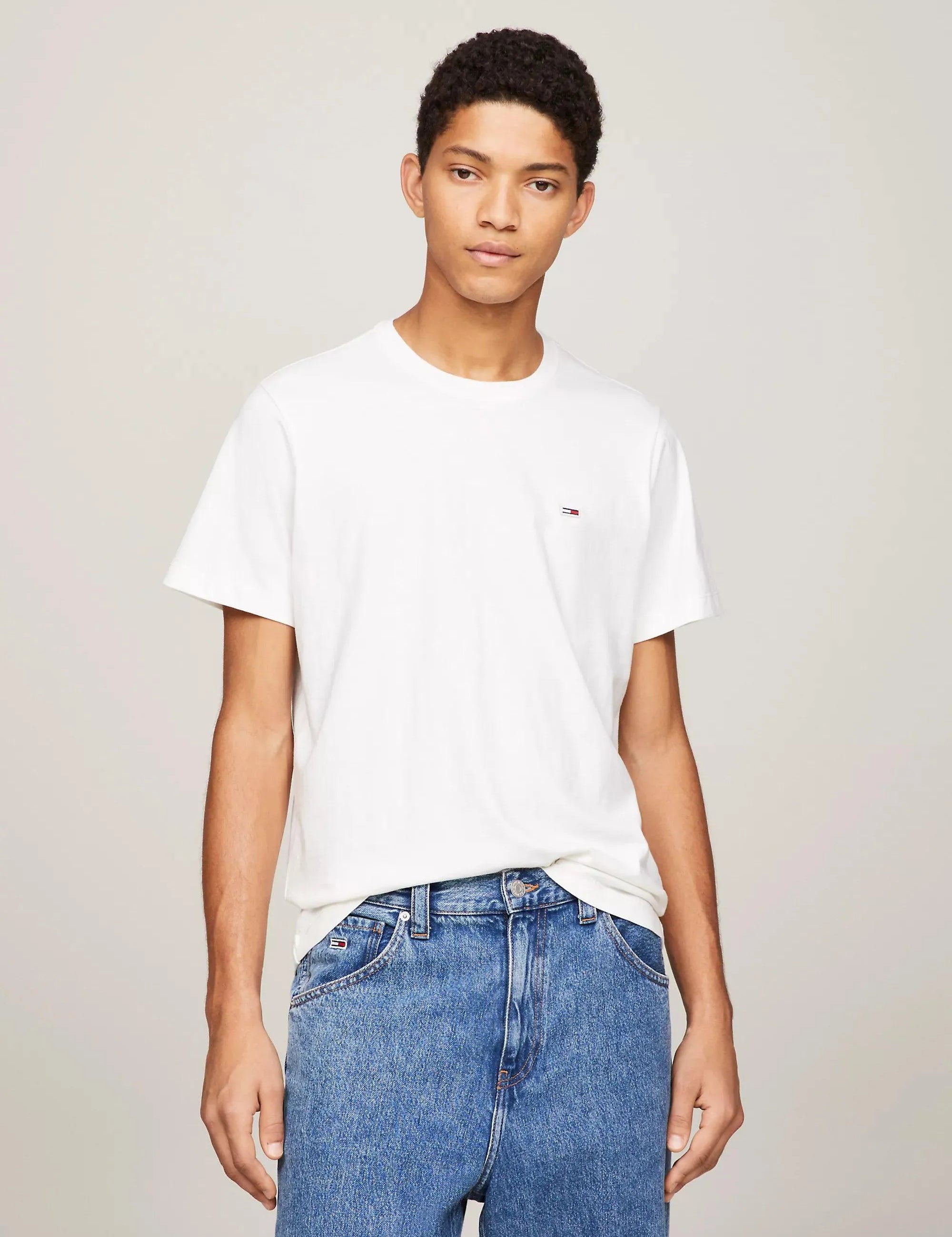 Camiseta Tommy Jeans Classics de Algodón Orgánica Blanca - ECRU