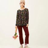 Camiseta Xantik Easy Black Flower Garden - ECRU