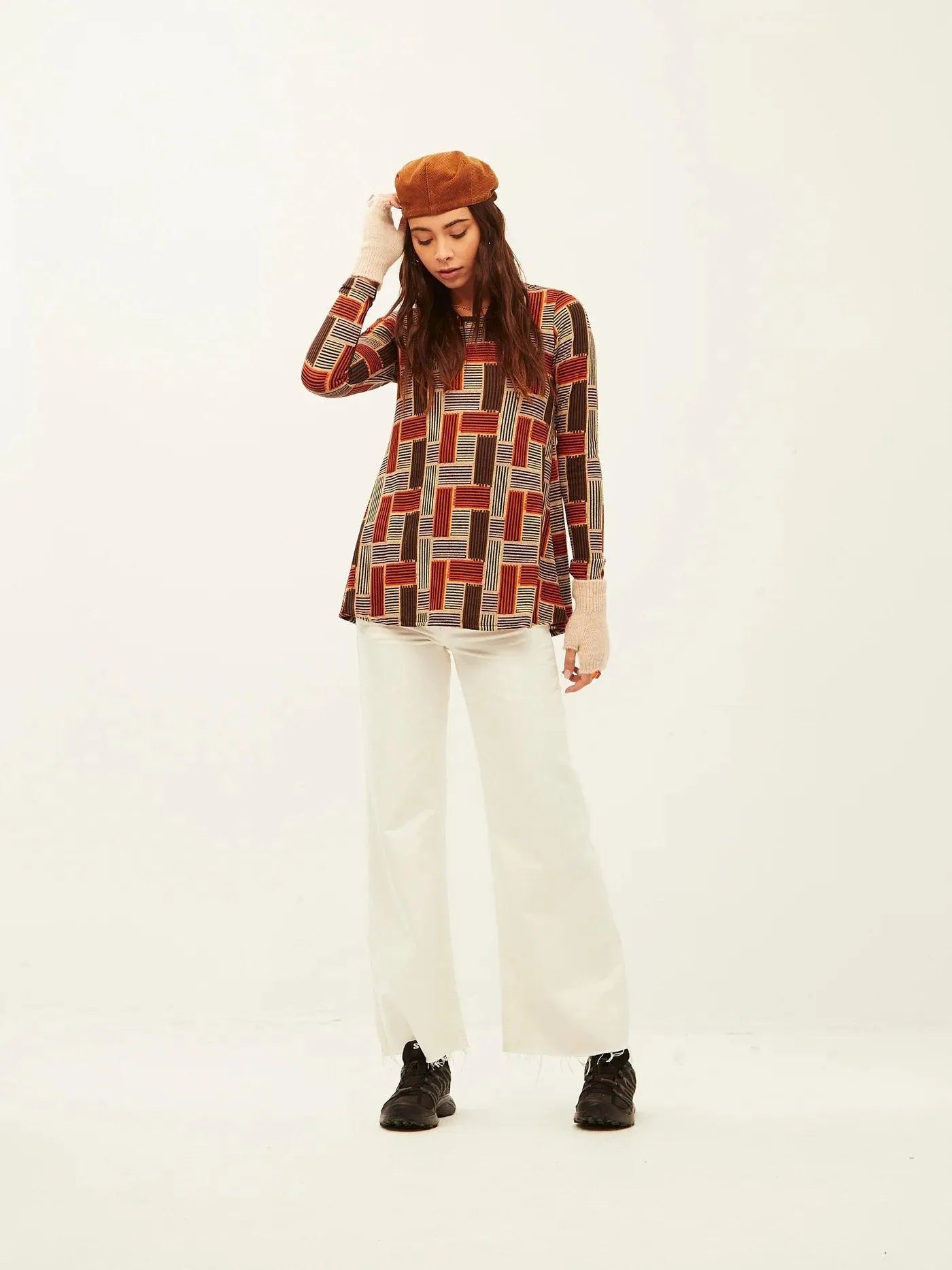 Camiseta Xantik Easy Off White Mikado - ECRU