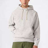 Sudadera CHAMPION Reverse Weave Light Grey look completo