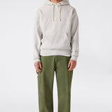Sudadera CHAMPION Reverse Weave Light Grey look frontal