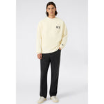Sudadera CHAMPION Yankees Antique White look completo
