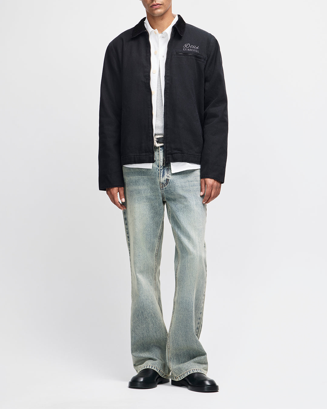 Chaqueta DEUS EX MACHINA Address Workwear negra — vista completa con modelo