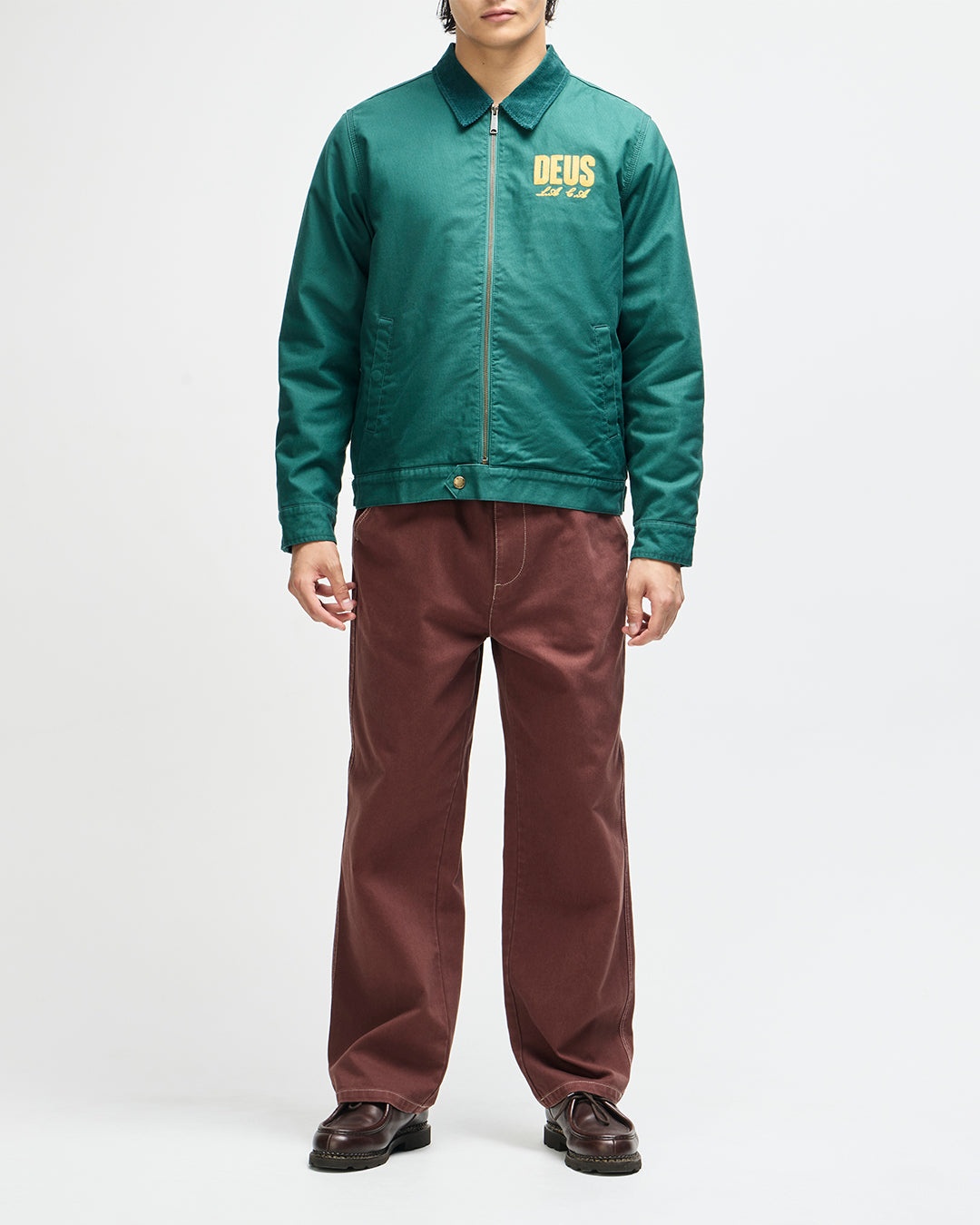 Chaqueta DEUS EX MACHINA Cutaway Racing Green — vista completa con modelo