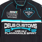 Chaqueta DEUS EX MACHINA Trife Life negra — detalle de parches y cremallera