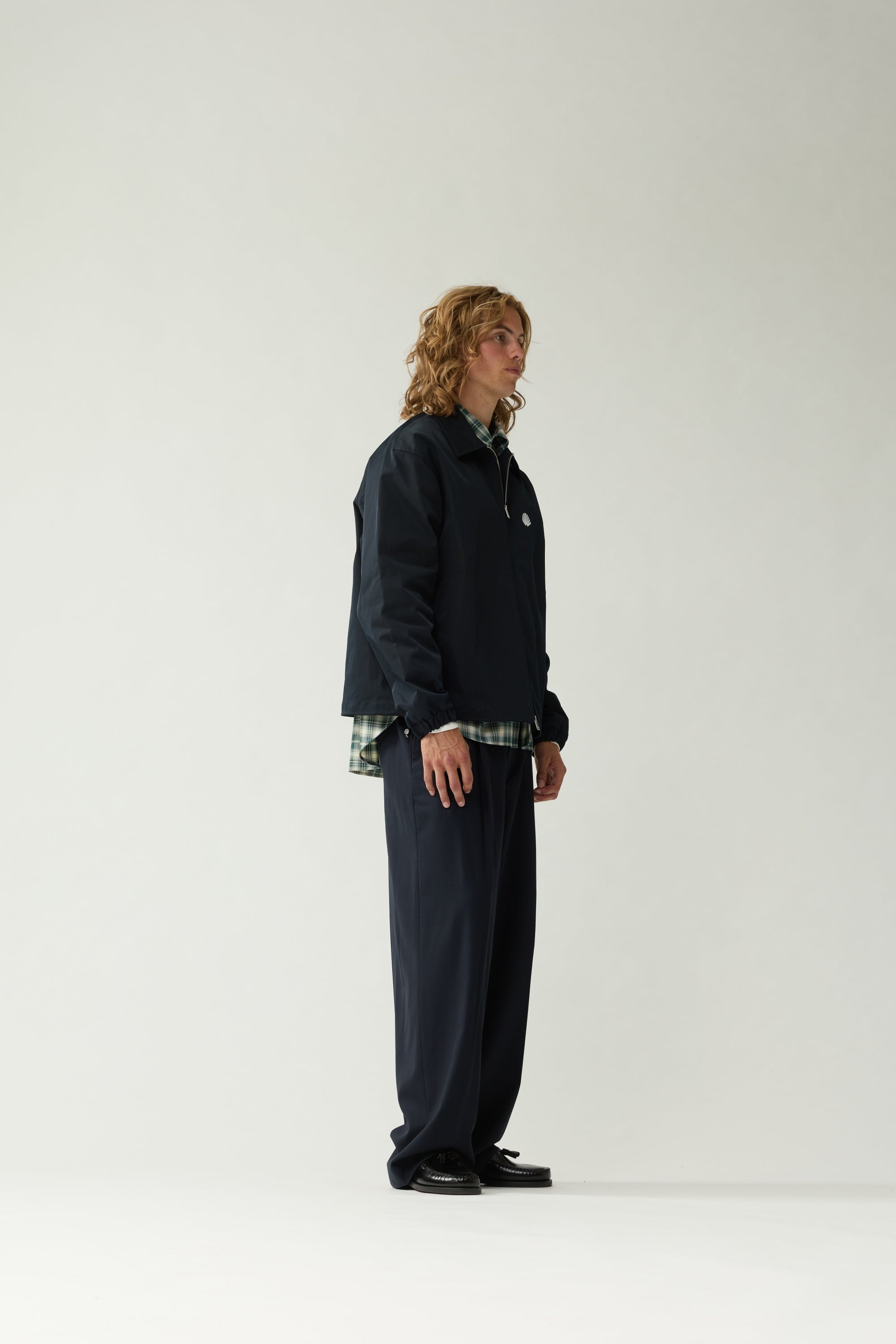 Chaqueta NEW AMSTERDAM Coach Night con modelo, vista 5