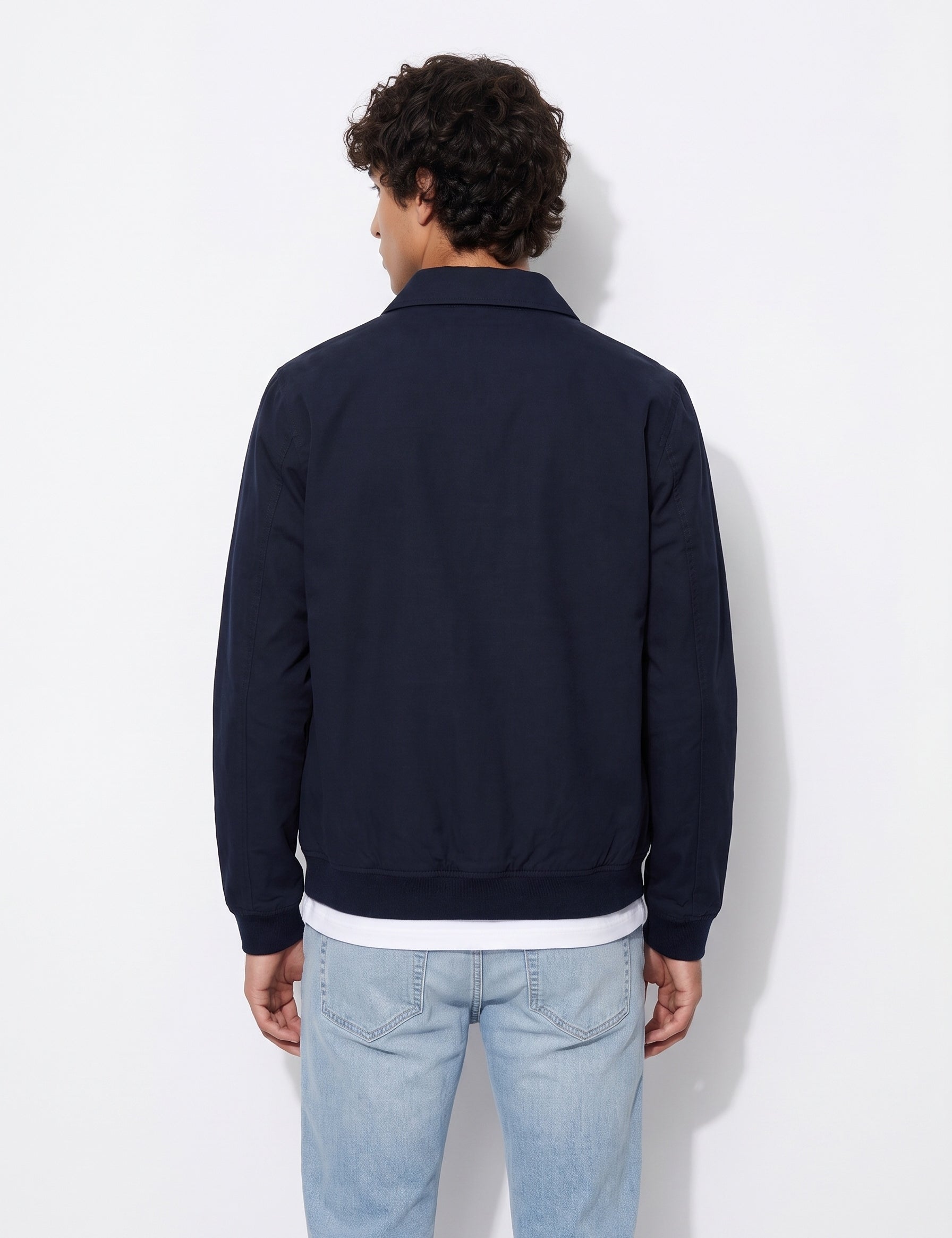 Chaqueta TIFFOSI Cesar azul marino — espalda con modelo