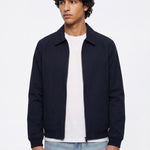 Chaqueta TIFFOSI Cesar azul marino — frontal con modelo