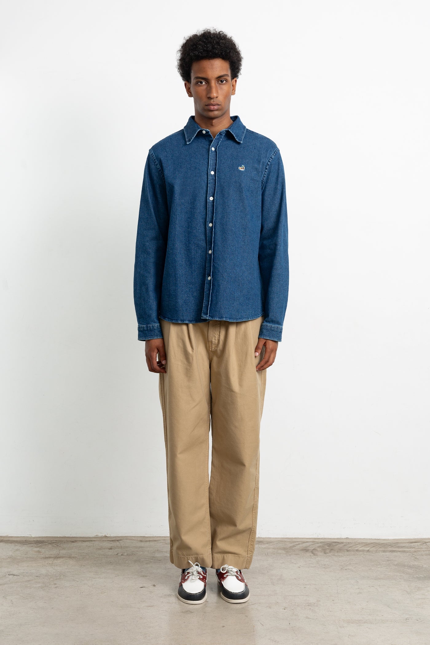 EDMMOND STUDIOS Duck Denim Shirt Stone Wash - look 1