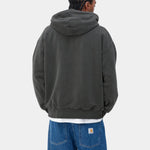 Sudadera CARHARTT WIP Hooded Vista Jacket Black Garment Dyed vista trasera en modelo