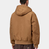 Chaqueta CARHARTT WIP OG Active Jacket WIP Hamilton Brown Rigid vista trasera en modelo