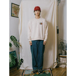 Sudadera KAPPY Pitch Fluff Sweatshirt Cream, vista de la silueta sobre modelo