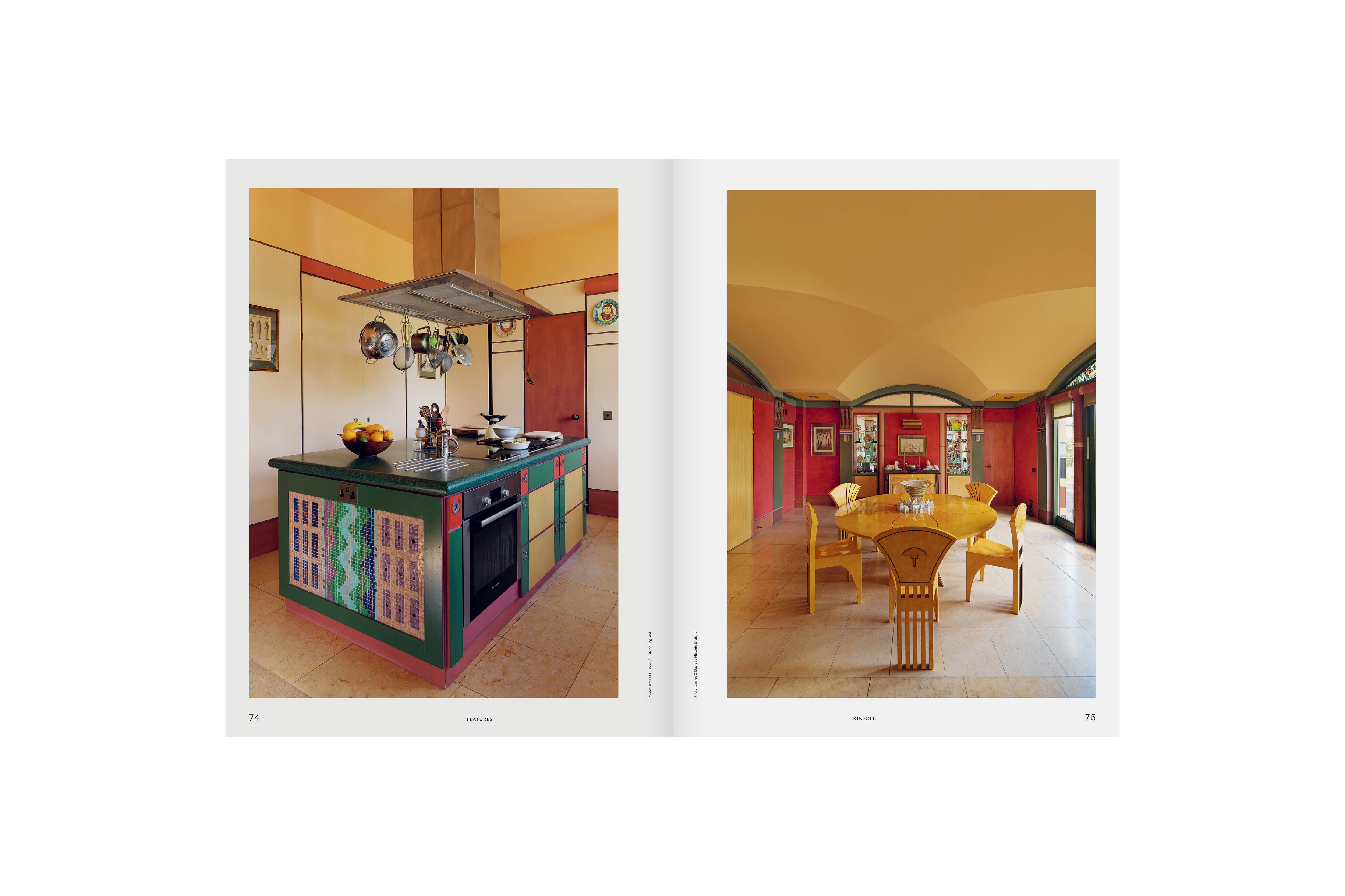 Revista KINFOLK 61, doble página de arquitectura e interiores